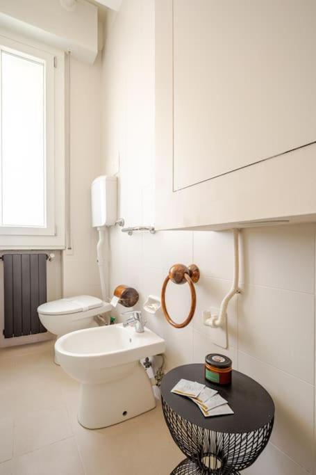 Casa Con 2 Camere Da Letto E Parcheggio A Bologna Bagian luar foto
